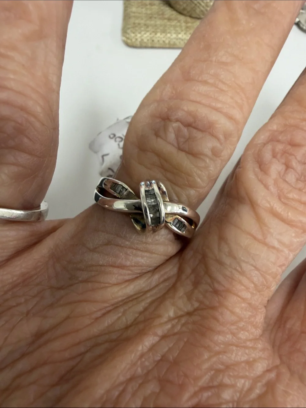 Women's Sterling Silver Diamond Knot Band Ring  size 7